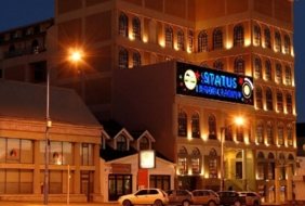 Status Casino
