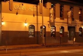 Gaming Lounge Crown Hotel Lutwyche