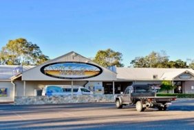 Moore Park Beach Tavern