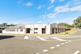 Royal Hotel Mount Larcom