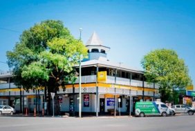 Commonwealth Hotel