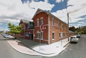 Mackey's Royal Hotel