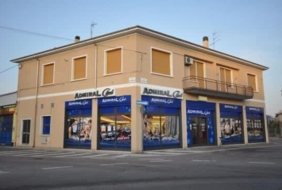 Admiral Club Suzzare piazzale Spartaco