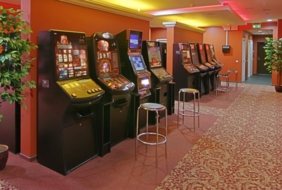 Casino Tete-a-Tete Parko 33