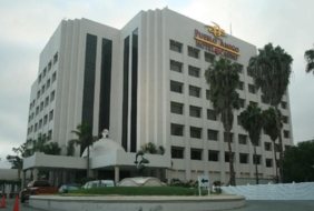 Caliente Tijuana Hotel Pueblo Amigo