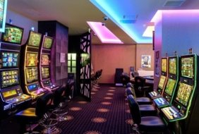 Sala de Joguri Maxbet Gara de Nord