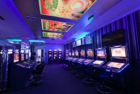 Admiral slot club Bulevar Arsenija Carnojevica 95a