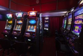 Admiral Slot Club Deligradska 1