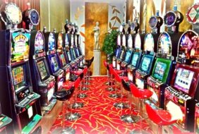 Casino Cezar igralni salon