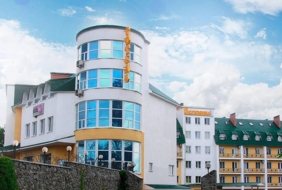 First casino (Верховина)