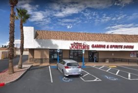 Casino Jackpot Joanies Rainbow And Flamingo