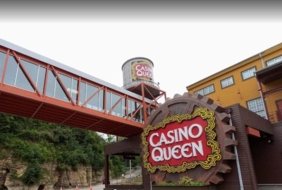 Casino Queen Marquette