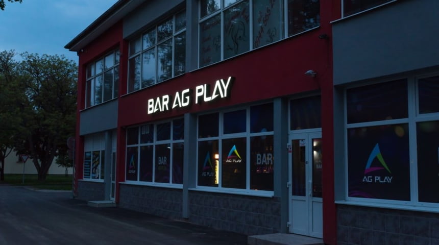 Bar AG Play Michalovce