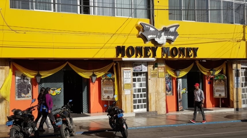 Money Money Sala de Entretenimiento Tacna