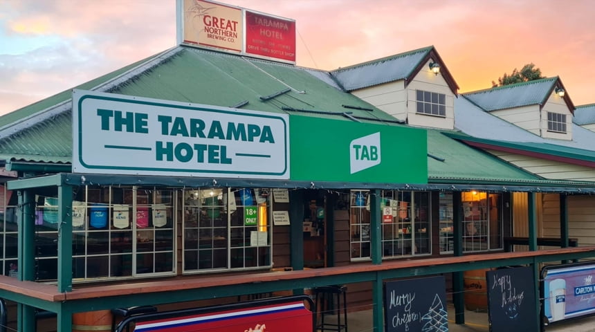 Tarampa Hotel