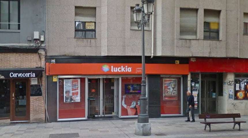 Luckia Slot Apuestas Avenida Espana