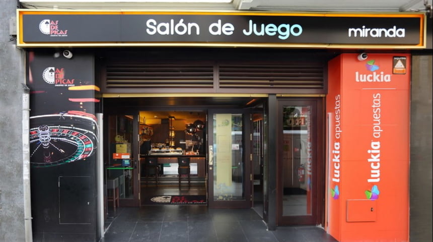 Salon de Juegos "As De Picas" Miranda