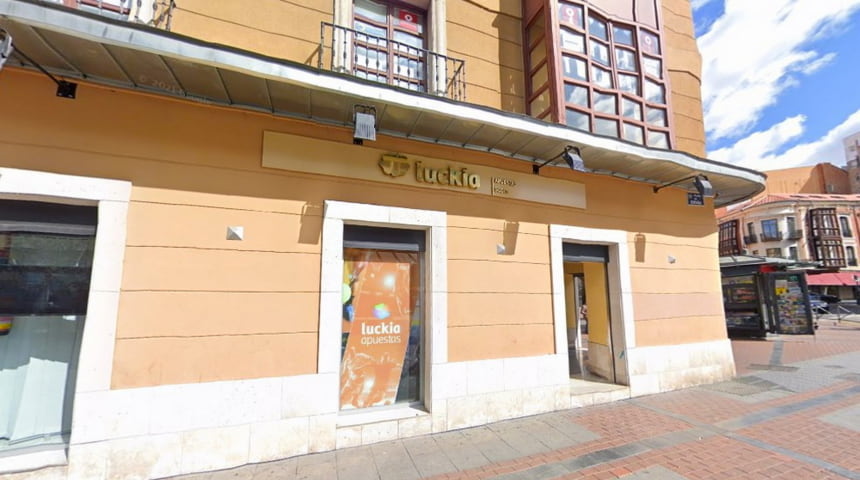 Luckia Slots Apuestas Valladolid Plaza de Espana