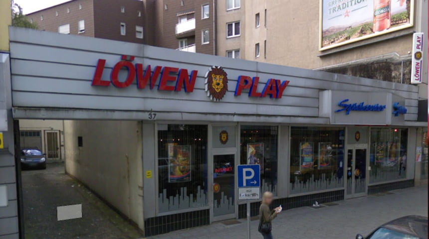 Lowen Play Spielcenter Bruckstrabe 37