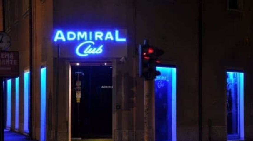 Admiral Club Verona via Golosine