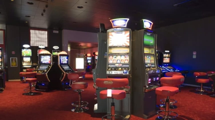 Las Vegas by Play Park Treviolo Slot Hall