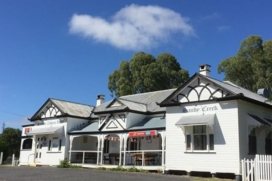 Darling Downs Hotel