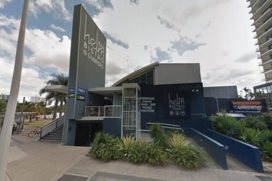 Helm Bar & Bistro Surfers
