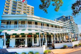 Oaks Metropole Hotel