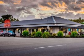 Lucinda Point Hotel