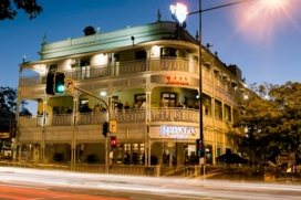 Regatta Hotel