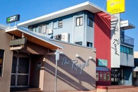 O'Shea's Royal Hotel