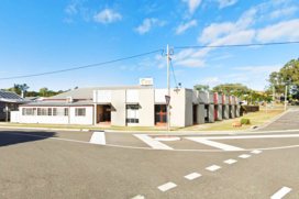 Royal Hotel Mount Larcom