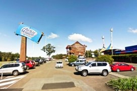 The Pub At Aussie World