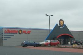 Lowen Play Casino Burgermeister-Mahr-Strasse 10