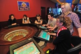 Casino Senator Shani