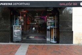 Salon de Juegos As De Picas Galdos 22