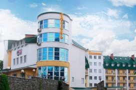 First casino (Верховина)