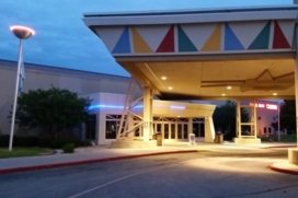 Royal River Casino and Hotel